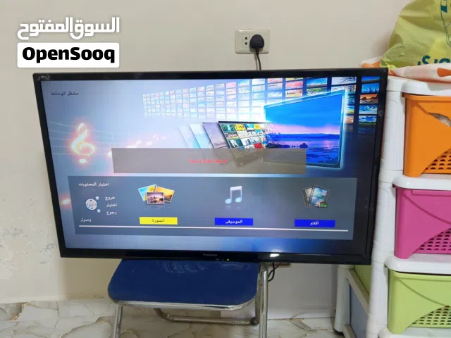 شاشة باناسونك 42 full hd تب نظافة مع ريموت وعلاقة هدية