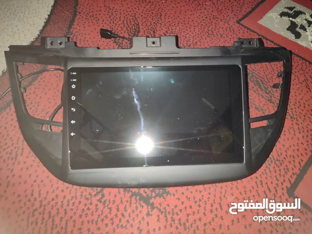 شاشة لمس تركب على توسان 2018 استخدام قليل جدا لمدة شهر تقريبا نضيفه السعر 50دولار