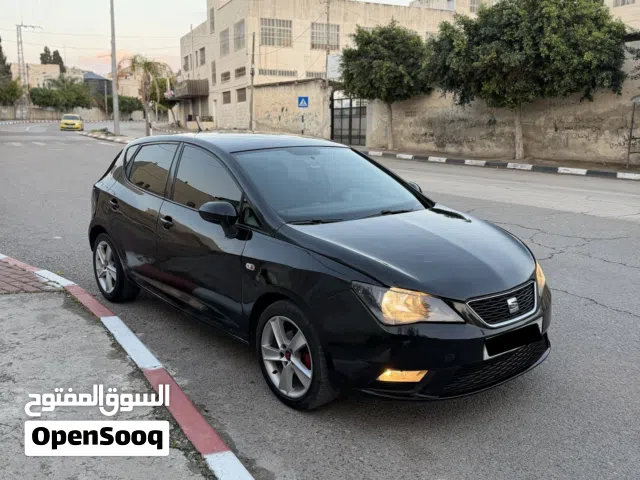 2015 سيات إبيزا Standard