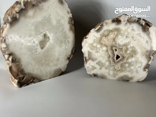 كريستالة نارجيلة كوارتز طبيعية 100%، من وعد الشمال، مصقولة . جمال جيولوجي فريد بسعر منافس