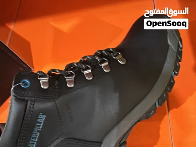 Cat safety shoes available both men’s and women’s