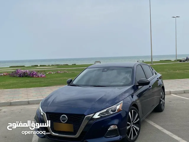 Used Nissan Altima in Al Batinah