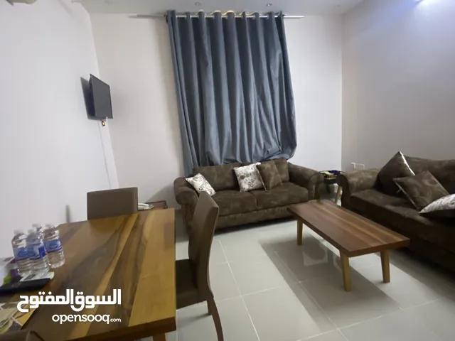 90 m2 2 Bedrooms Apartments for Rent in Muscat Al-Hail