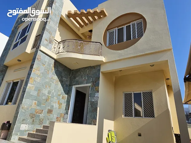 295 m2 4 Bedrooms Villa for Sale in Muscat Al Maabilah