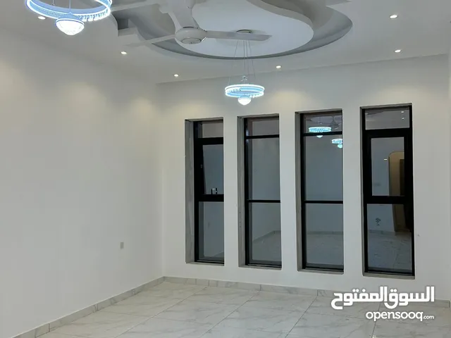 312m2 4 Bedrooms Villa for Sale in Muscat Amerat