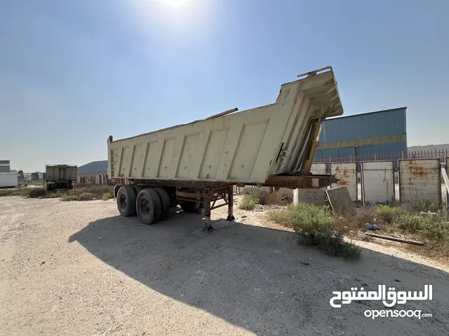 2 قلاب / 1صندوق تريلا / 1 سلطحه فلات بيد