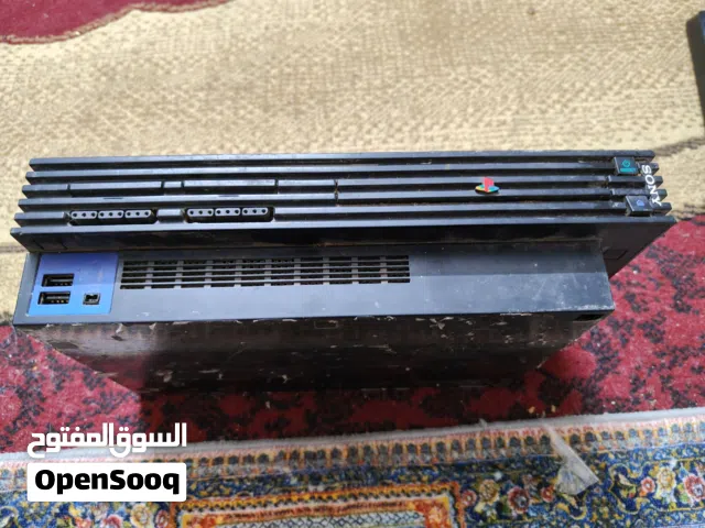 بلي 2فات ممفتوح ولا مصلح بلي بيه هارد 300لعبه بليه شغال ميه بل ميه يخبل بس بيه نقص شي الجوستك