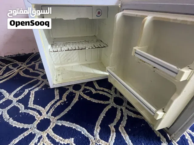 ثلاجه صغيره
