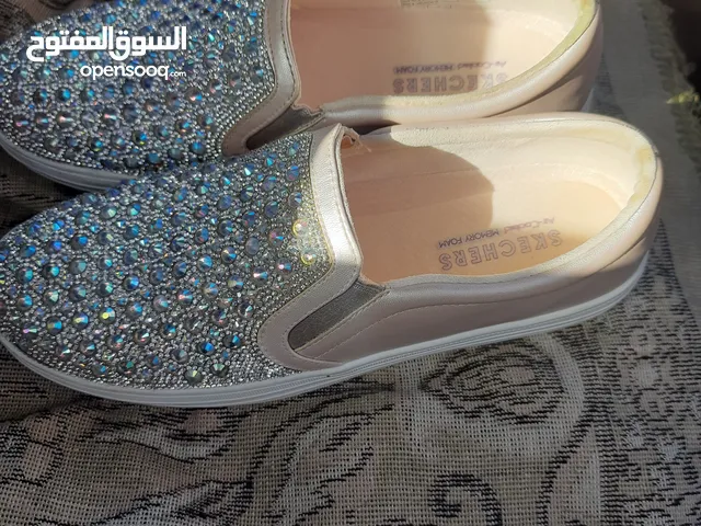 Multicolor Comfort Shoes in Amman
