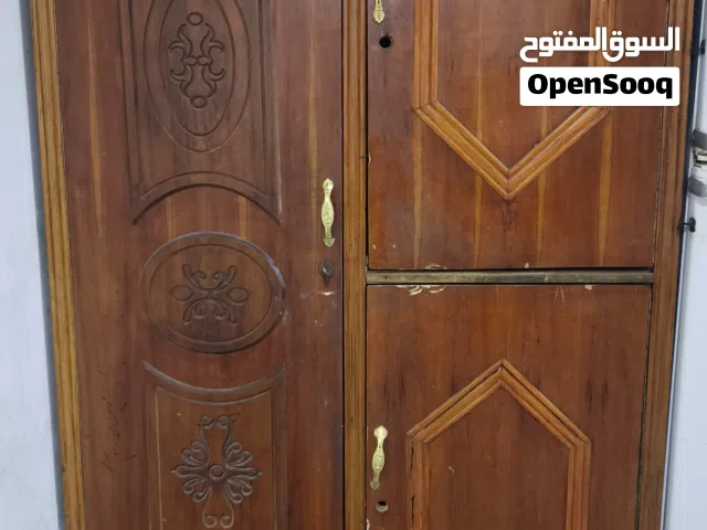 السلام عليكم عندنا كنتور الى البيع مكون من مترتين