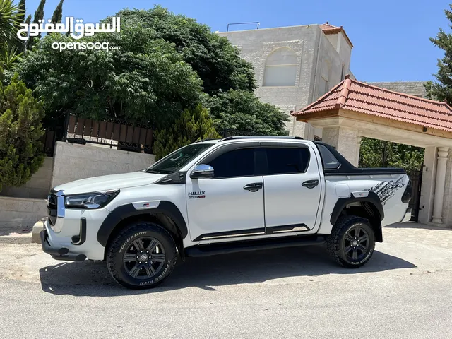 Used Toyota Hilux in Jerash