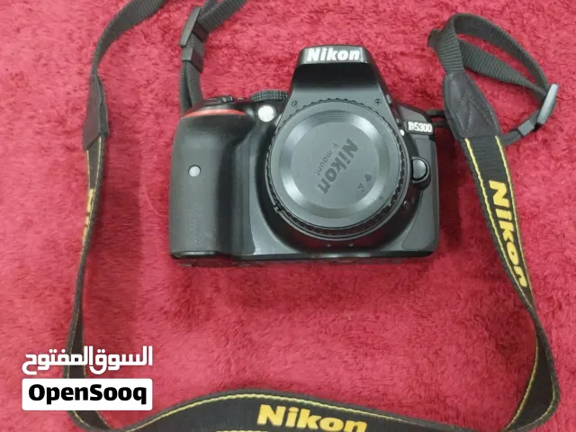 1.NIKON DSLR D5300 1.18-55 NIKKOR LENS 1.70-300 NIKKOR LENS 1.SB 5000 SPEED LIGHT 1.BATTERY W.CHARG