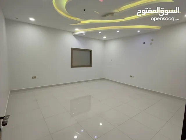 شقة للايجار في جد علي