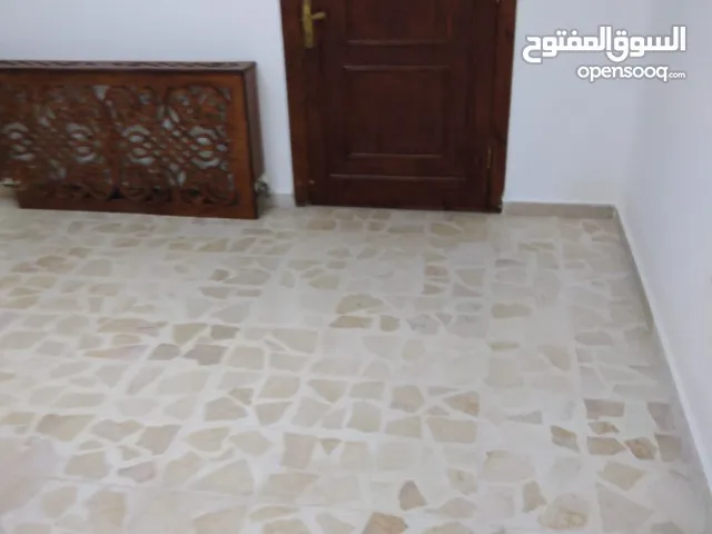 135 m2 3 Bedrooms Townhouse for Rent in Amman Abu Al-Sous