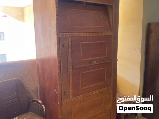 بوفيه للبيع مترين ونص