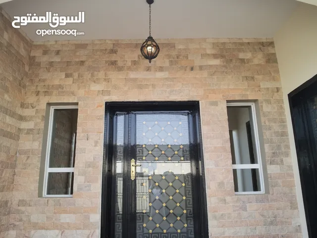 198m2 4 Bedrooms Villa for Sale in Muscat Al Maabilah