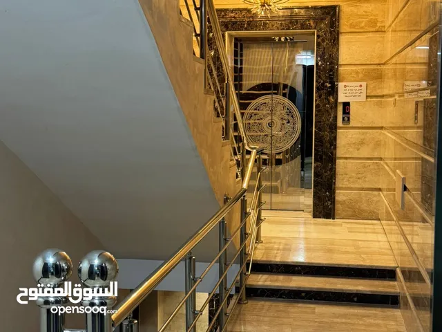 مكاتب  ومخازن بدون خلو للإيجار في خلدا من المالك مباشرهمساحات متنوعة تبدأ من [من 30 لغايه 90 متر ]