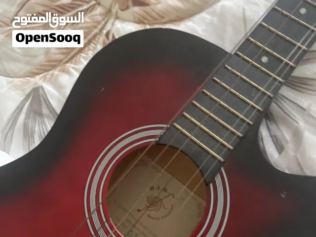 قيتار لأكن فيه مشكلتين