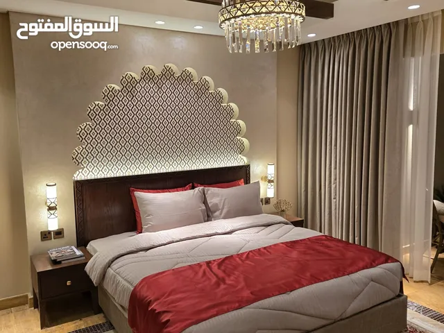 فرصه للاستثمار مضمون او سكن ف مكان فاخر شقق فندقيه من براند باب القصر تملك حر بنظام اقساط عدد محدود