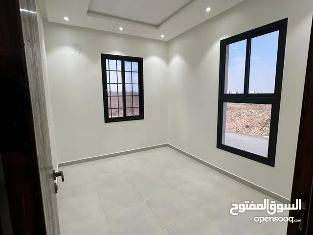 170m2 3 Bedrooms Apartments for Rent in Dhamar Other