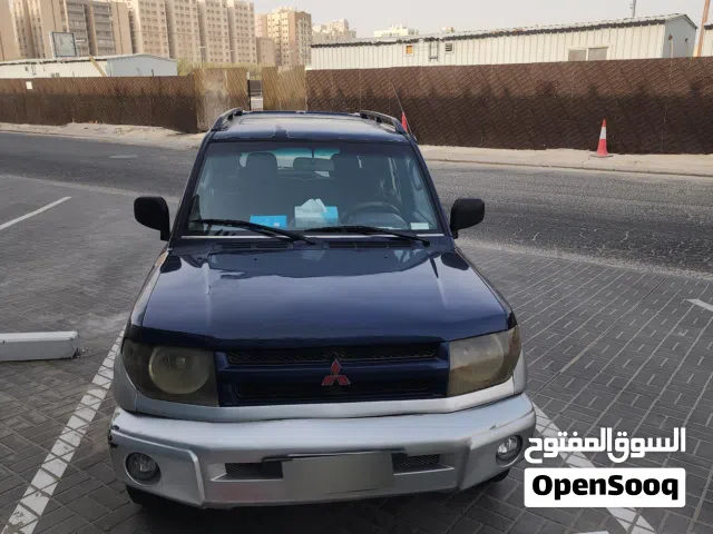 2000 ميتسوبيشي باجيرو iO