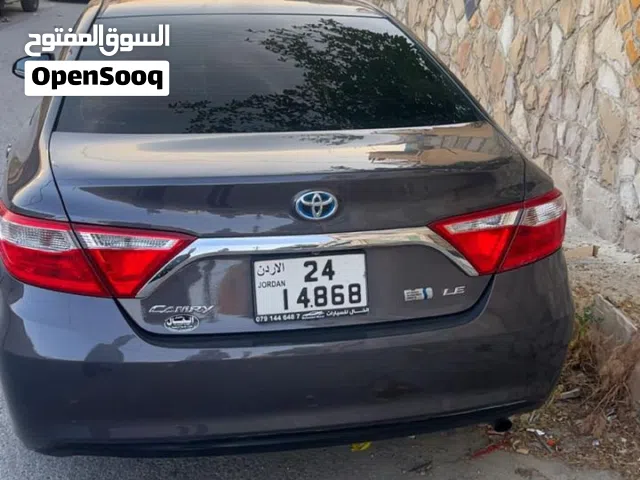 2016 تويوتا كامري LE