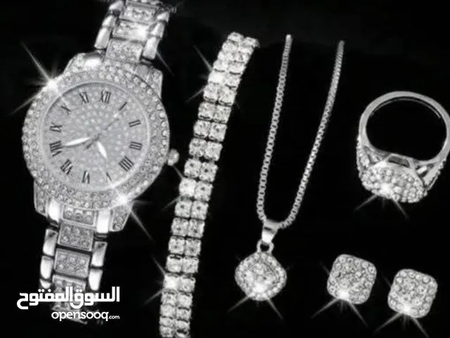 "ستايلك محتاج قطعة تكمله؟ جربي العقد هذا، بسيط وراقي ويناسب كل لبسة."سيت كامل95 بالدينار بس