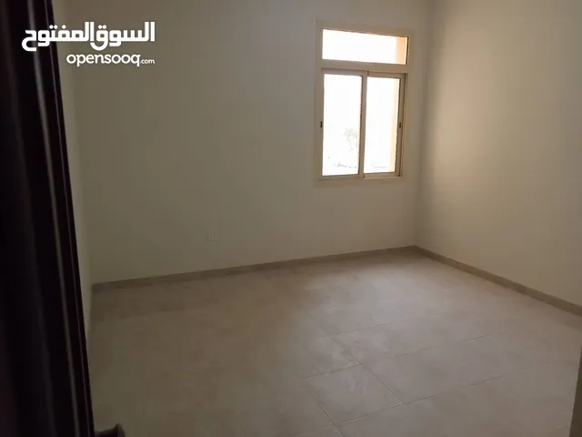 90 m2 2 Bedrooms Apartments for Rent in Doha Al Mansoura