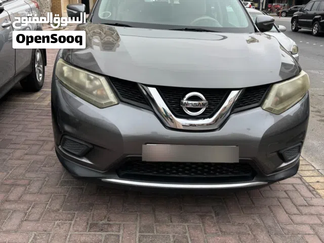 2014 نيسان X-تيرا Standard