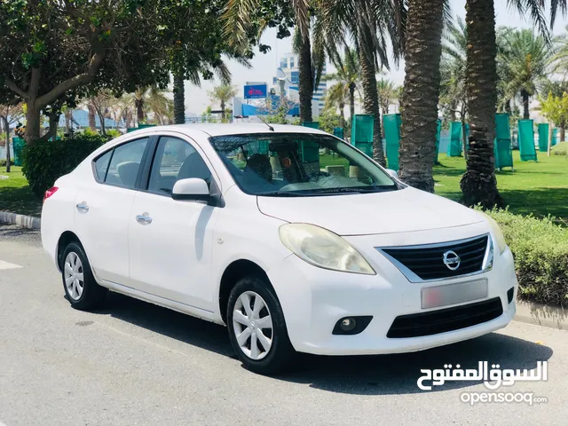 Nissan sunny 2013 model Zero accident car for sale