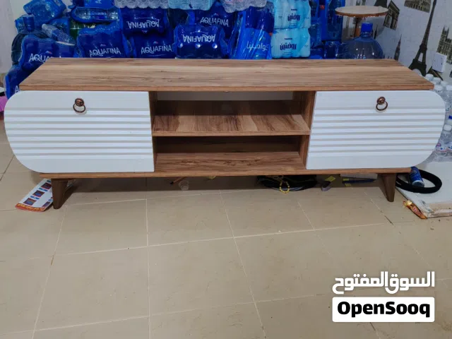 طقمين كنب +طاوله تلفزيون + كبت صغير