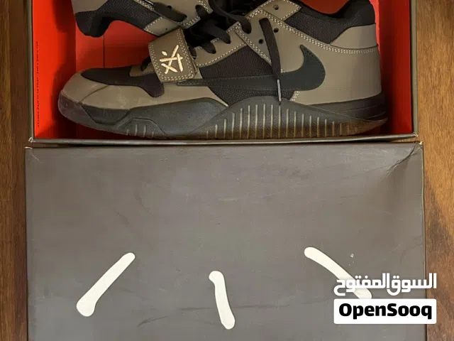 Air Jordan 1 reverse mocha travis scott special edition ( slightly used - brand new)