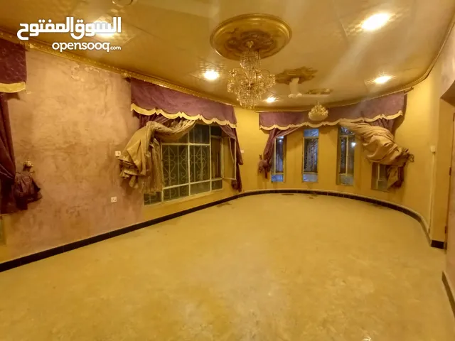 600 m2 4 Bedrooms Townhouse for Rent in Basra Other