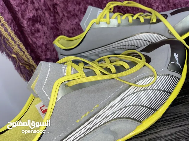 حذاء رياضي (كوره) PUMA اصلي الدفع كاش فقط عند التسليم