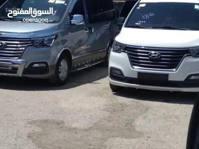 باصات للايجار مع السائق فقط 10 مقاعد لجميع انحاء المملكة مطار الملكة علياء.. جسر الملك حسين
