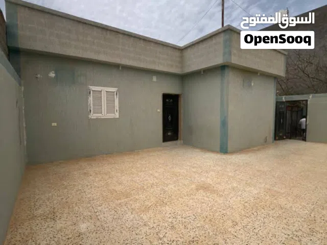 منزل للبيع في مكان تحت ظل طبيعة خلابه وهادي (زريق)