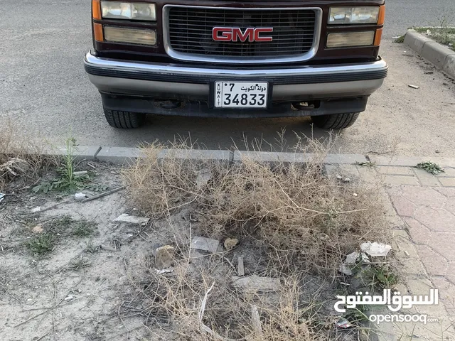 Used GMC Suburban in Kuwait City