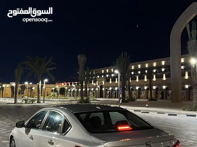 Used Nissan Altima in Al Batinah