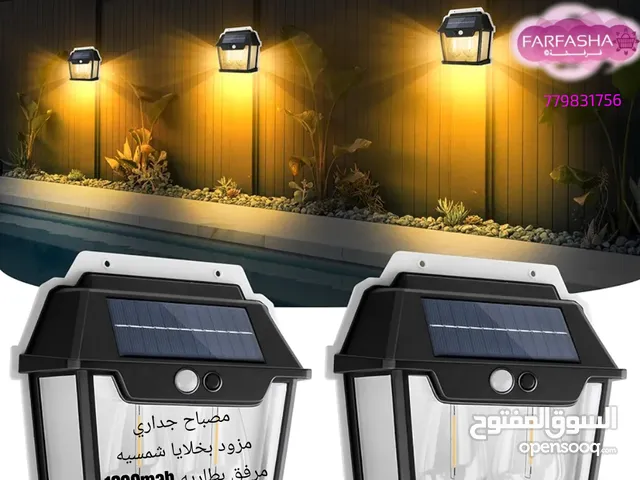 مصباح جداري يعمل بالطاقة الشمسية.wall lamp مدمج ببطارية ليثينيوم عالية الجودة وخلايا شمسية