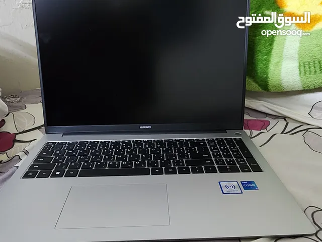Huawei matebook D16 2024