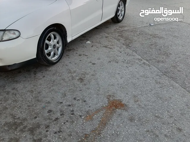 للبيع هونداي افانتي موديل 95 فحص 3 جيد واحد قصعه الله يبارك لصاحب النصيب
