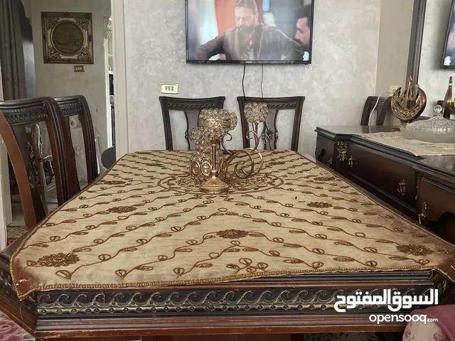 طاولة سفرة ملوكية مع 6 كراسي للبيع