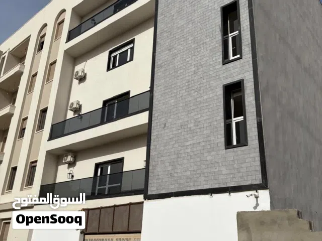 بناء تجاري، بن عاشور سوق المثلث