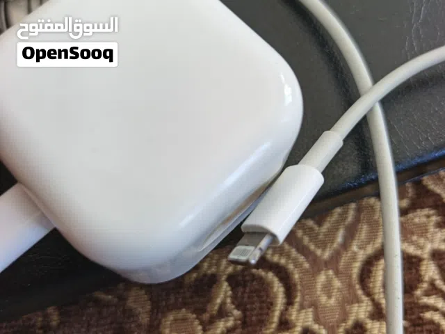 شاحن ايفون الاصلي