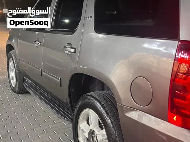 تاهو للبيع 3800 قابل للتفاوض والتواصل ع الرقم