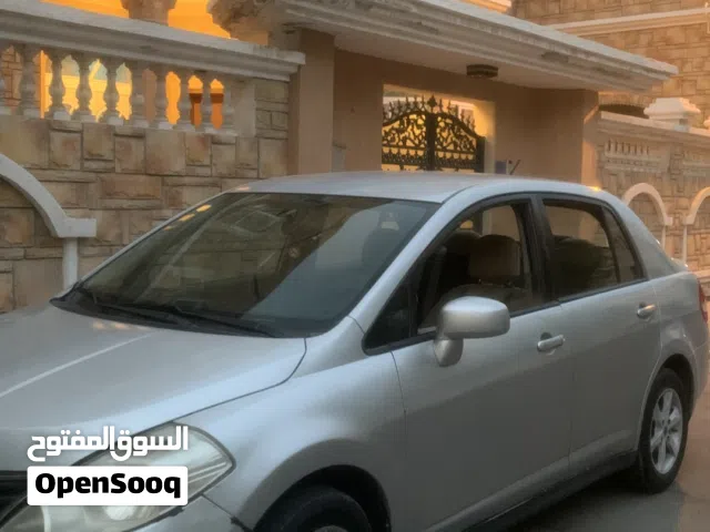 2011 نيسان تيدا