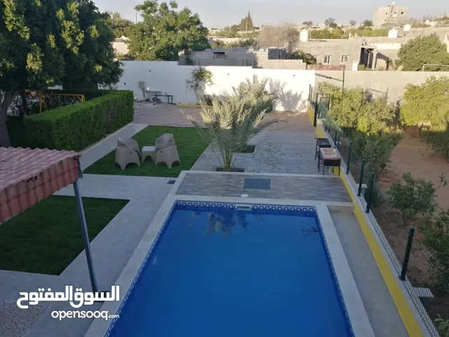 2 Bedrooms Farms for Sale in Tripoli Al-Baesh