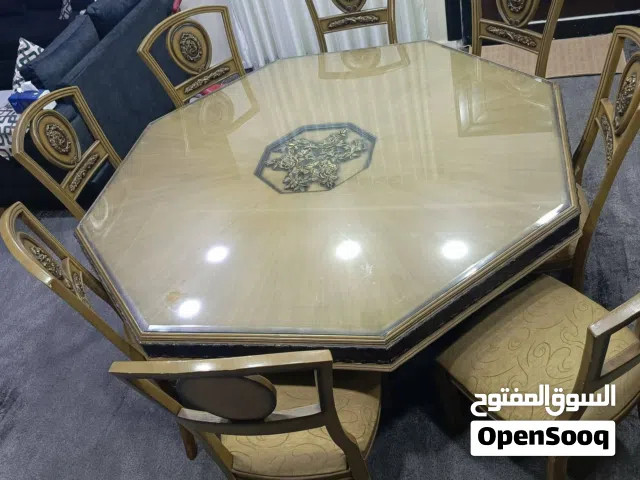 طاولات طعام للبيع