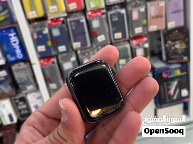 Apple watch s6 44mm  معاها كامل اغراضها وكاله شبه الجديده كرتونه وشاحن وكستكها الاصلي