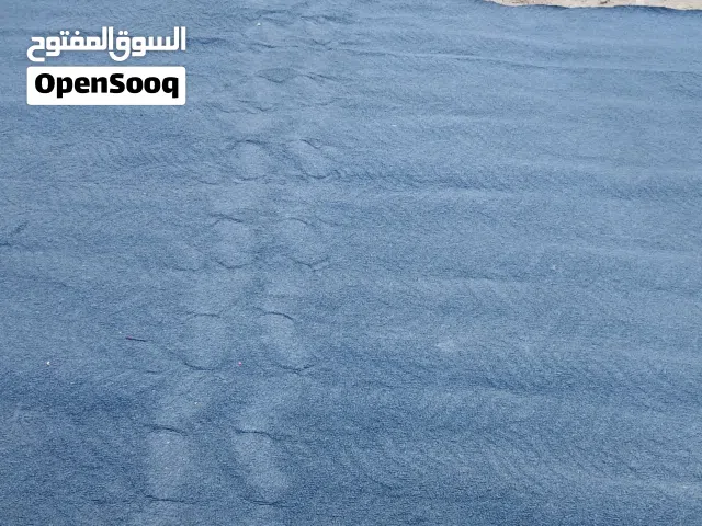 سجاد وموكيت مستعمل مقاسات واشكال مختلفه باسعار مناسبه